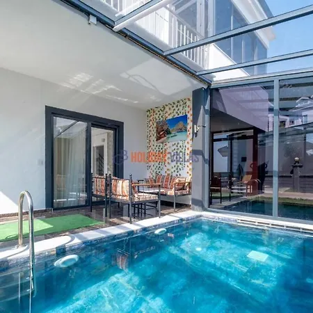 Deren 2 Villa